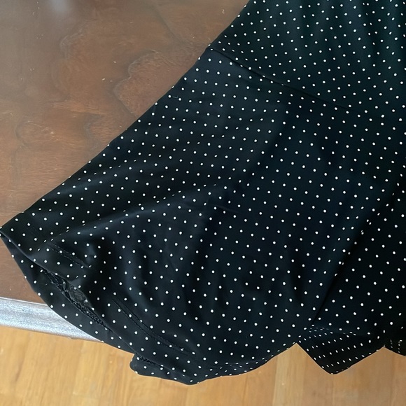 Two piece skirt and top set - Picture 7 of 9